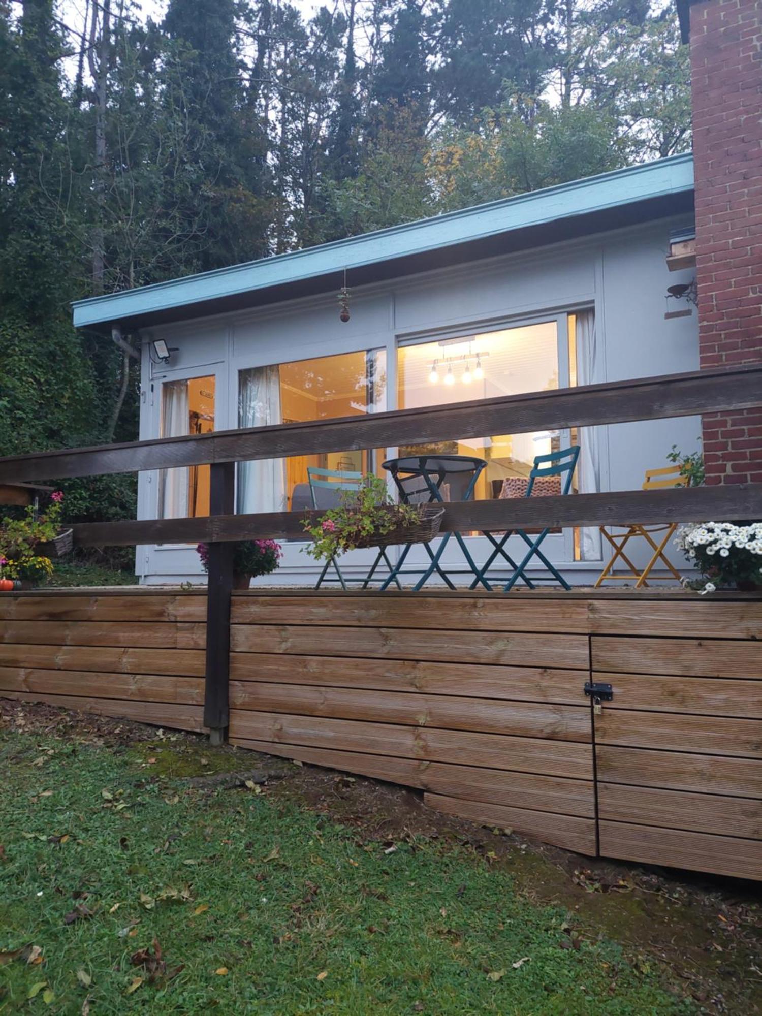 Le Petit Chalet - Bungalow Waulsort Exterior foto
